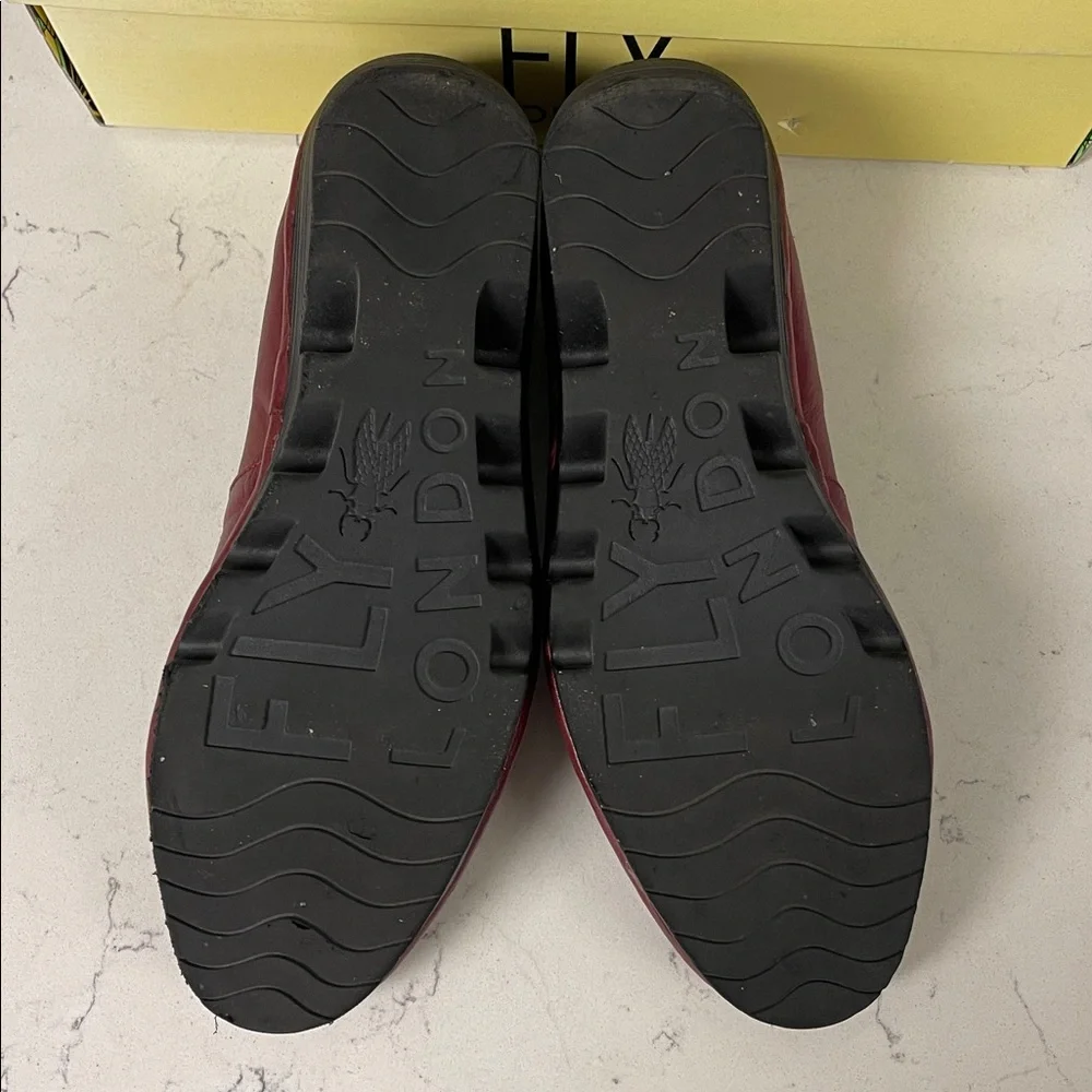 FLY London Women's Wedge Pump Bordeaux Pumps Size Euro 39 US 8 - 8 1/2 approx - Picture 13 of 17